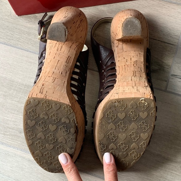 Guess GW Jarrett Cork Heels - Picture 6 of 6